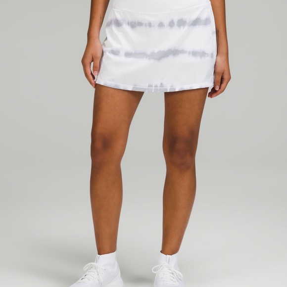 lululemon athletica Dresses & Skirts - Lululemon new with tags white lilac and grey athletic skirt. Long length